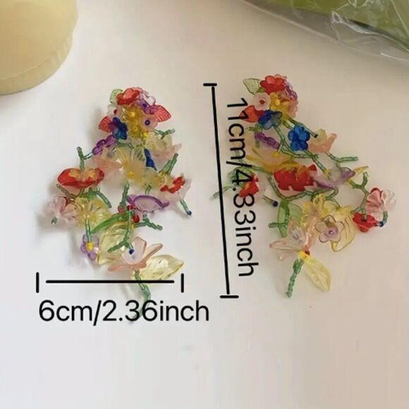 β¨ π β¨ πΊ BoldβBoHo Statement Floral Earrings πΊβ¨ - Picture 9 of 14